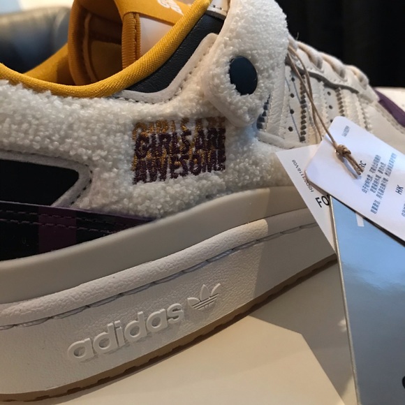 Adidas 84 - Picture 6 of 7